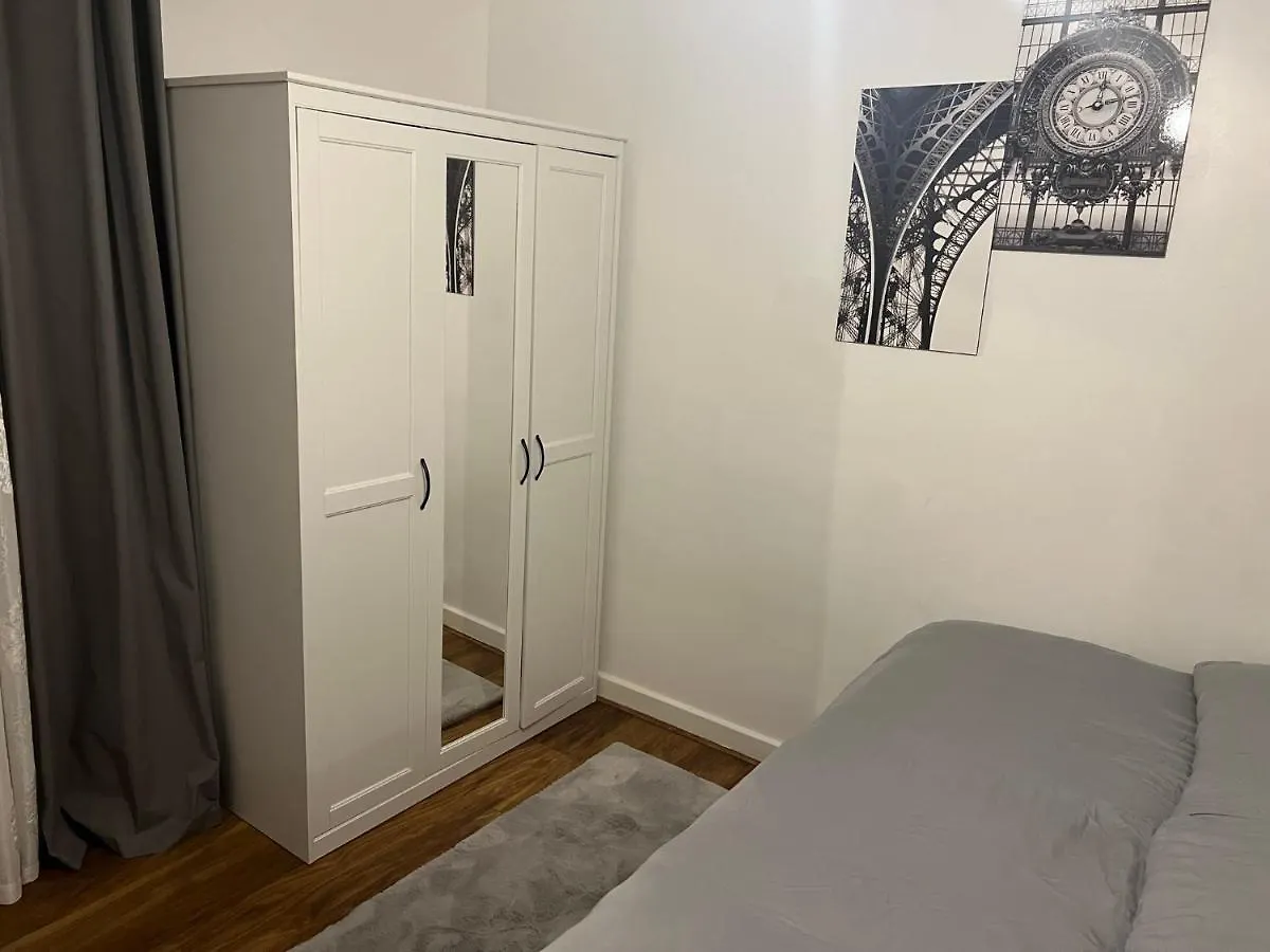 Accu Care Apartment London