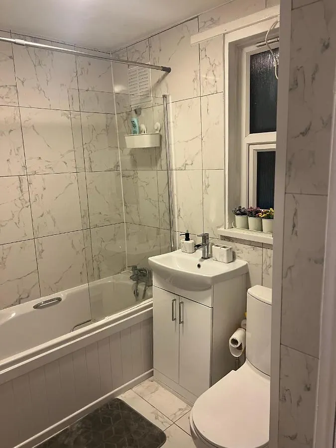 Accu Care Apartment London